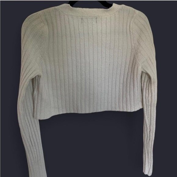 Urban Outfitters White Button Cardigan - Picture 3 of 5